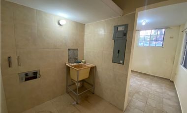 HOWARD / 319M / 3 HABITACION + SERVICIO / TERRAZA / DOS NIVELES