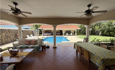 Costa Serena Alquiler $5700