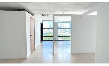ALQUILER OFICINA 63.7 M2 CON DIVISIONES EN PUNTA PAITILLA KAF