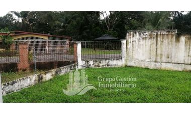 EN VENTA CASA EN VILLA MERCEDES DAVID, 450 MT2.