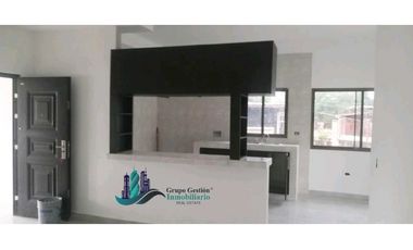 EN VENTA CASA EN VILLA MERCEDES DAVID, 450 MT2.