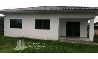 EN VENTA CASA EN VILLA MERCEDES DAVID, 450 MT2.