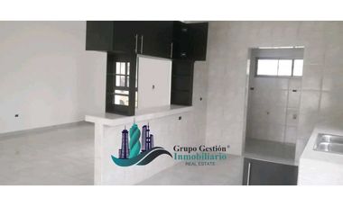 EN VENTA CASA EN VILLA MERCEDES DAVID, 450 MT2.