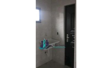 EN VENTA CASA EN VILLA MERCEDES DAVID, 450 MT2.