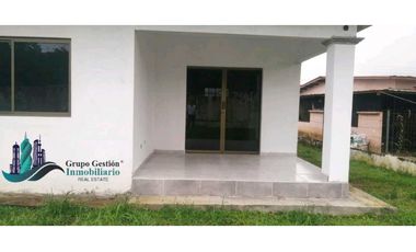 EN VENTA CASA EN VILLA MERCEDES DAVID, 450 MT2.