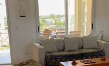 ALQUILER 3 AMBIENTES PORTEZUELO CON BALCON AL LAGO
