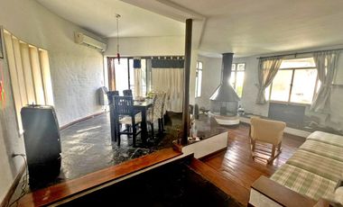 VENTA CASA 2 LOTES COUNTRY LAS BRISAS PILAR PILETA