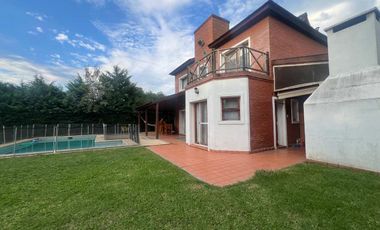 ALQUILER CASA 4 AMB PISCINA CAMPOS DE ALVAREZ