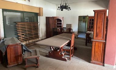 Venta local comercial con deposito