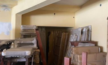 Venta local comercial con deposito