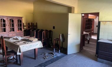 Venta local comercial con deposito