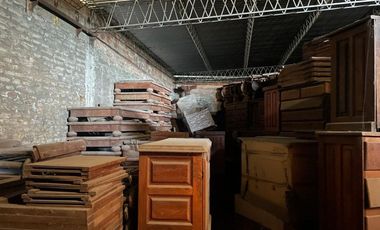 Venta local comercial con deposito