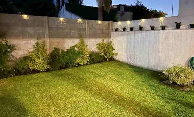 Venta Casa multifamiliar Martinez con jardin