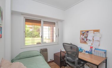 Venta Casa multifamiliar Martinez con jardin