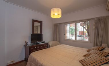 Venta Casa multifamiliar Martinez con jardin