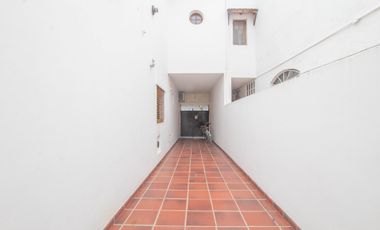Venta Casa multifamiliar Martinez con jardin