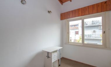 Venta Casa multifamiliar Martinez con jardin