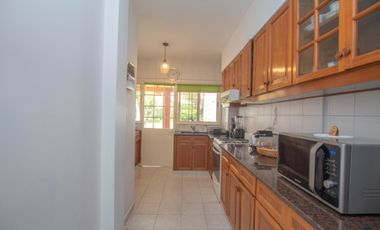 Venta Casa multifamiliar Martinez con jardin