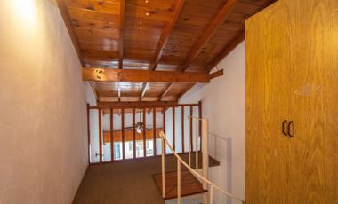 Venta Casa multifamiliar Martinez con jardin