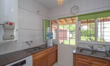 Venta Casa multifamiliar Martinez con jardin