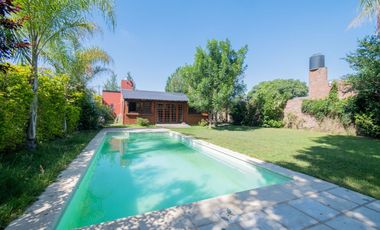 Venta Casaquinta en Arroyo Leyes
