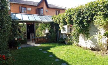 Venta Duplex 4 amb Ramos Mejia con cochera  jardin