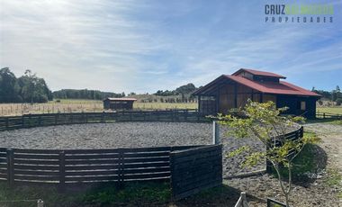 Parcela en Venta en Loncotoro, con Caballerizas