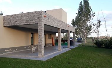 CASA EN FINCAS DE SAN VICENTE