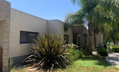CASA EN FINCAS DE SAN VICENTE