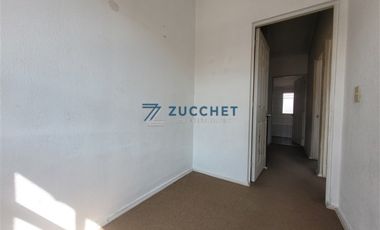 Casa en Venta en Av. Las Torres Piedra Roja Metro Lo Cruzat