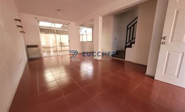 Casa en Venta en Av. Las Torres Piedra Roja Metro Lo Cruzat