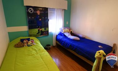 CASA 4 AMBIENTES EN VENTA EN LONGCHAMS  APTA CREDI