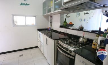 CASA 4 AMBIENTES EN VENTA EN LONGCHAMS  APTA CREDI