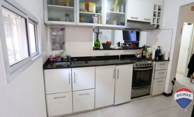 CASA 4 AMBIENTES EN VENTA EN LONGCHAMS  APTA CREDI