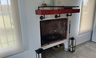VENTA CASA 5 AMB APTO CRED CHACRAS DE LA RESERVA