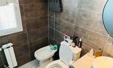 VENTA CASA 5 AMB APTO CRED CHACRAS DE LA RESERVA