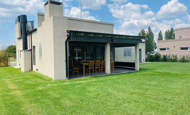 VENTA CASA 5 AMB APTO CRED CHACRAS DE LA RESERVA
