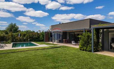 Alquiler casa 4 dorm Haras Santa Maria