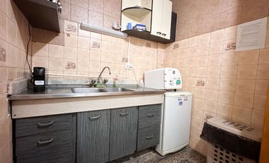 ALQUILER USO PROFESIONAL- 3 AMB CON PATIO- LANÚS