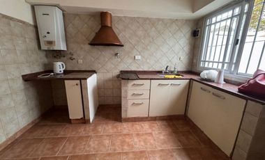 ALQUILER PH 3 AMB CON 2 PATIOS LANUS ESTE