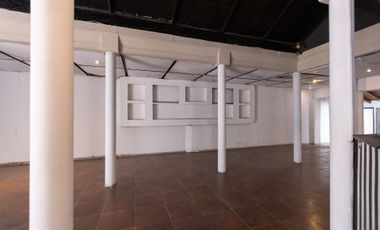 VENTA LOCAL COMERCIAL EN HURLINGHAM - PERMUTA