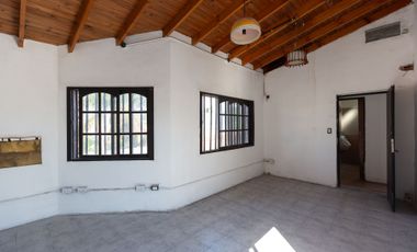 VENTA LOCAL COMERCIAL EN HURLINGHAM - PERMUTA