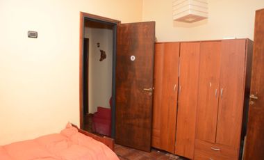 VETA CASA 6 AMBIENTES PARQUE Y PILETA V SARMIENTO