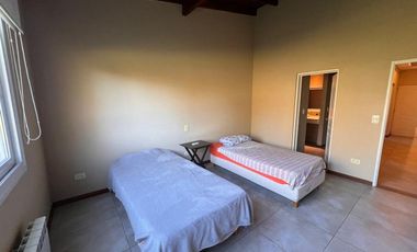 CASA EN VENTA, CHACRA DE LA CRUZ