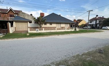 Venta casa 5 ambientes Santa Clara del Mar