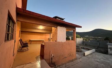 Quinta disponible en venta. En San Antonio de las Alazanas, sobre carretera a unos minutos del pueblo
