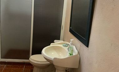 Quinta disponible en venta. En San Antonio de las Alazanas, sobre carretera a unos minutos del pueblo