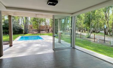 CASA A ESTRENAR PUERTO PARAISO CON PISCINA