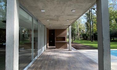 CASA A ESTRENAR PUERTO PARAISO CON PISCINA