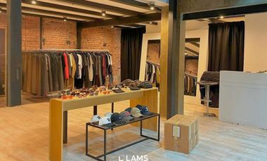Excelente Local Comercial en Alquiler en lo mejor de Guemes